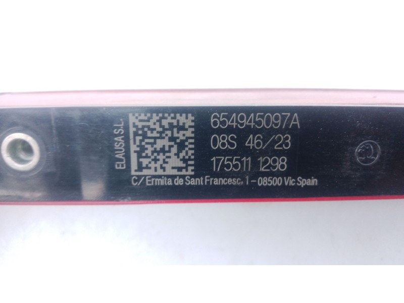 Recambio de luz central de freno para skoda kamiq (nw4) 1.0 tsi referencia OEM IAM   