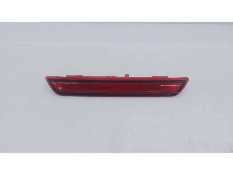 Recambio de luz central de freno para ford ecosport 1.5 ti referencia OEM IAM   