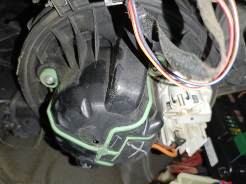 Recambio de ventilador calefaccion para bmw x3 (f25) xdrive 20 d referencia OEM IAM   