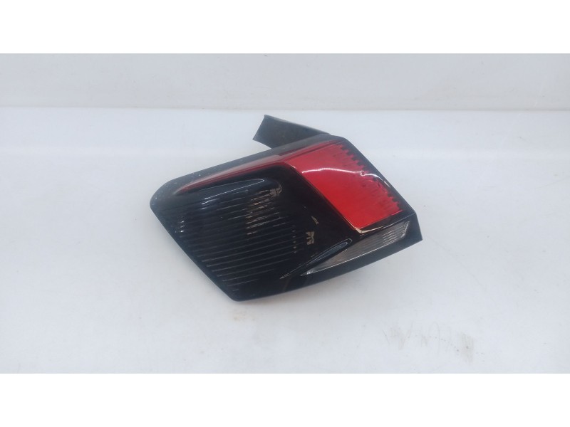 Recambio de piloto trasero izquierdo para peugeot 3008 ii suv (mc_, mr_, mj_, m4_) 1.2 thp/ puretech 130 (mrhnsm, mrhnsu, mrhnsj