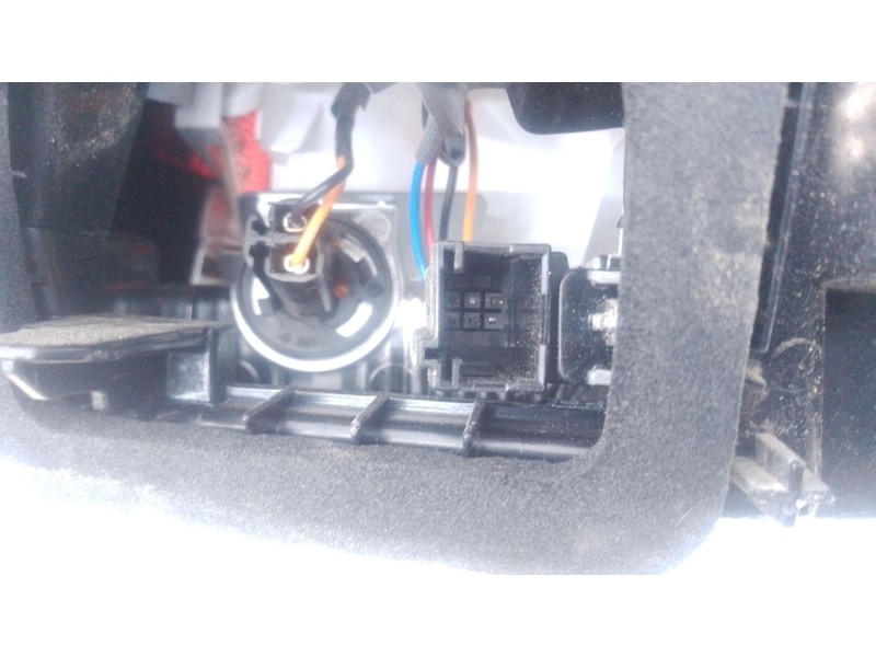 Recambio de piloto trasero izquierdo para peugeot 3008 ii suv (mc_, mr_, mj_, m4_) 1.2 thp/ puretech 130 (mrhnsm, mrhnsu, mrhnsj