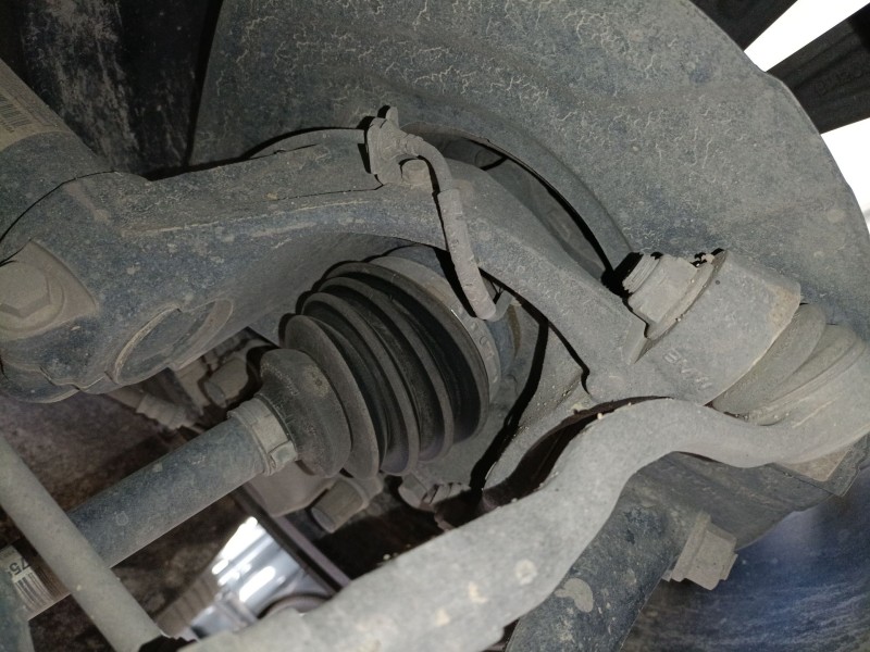 Recambio de mangueta delantera izquierda para bmw x3 (f25) xdrive 20 d referencia OEM IAM   