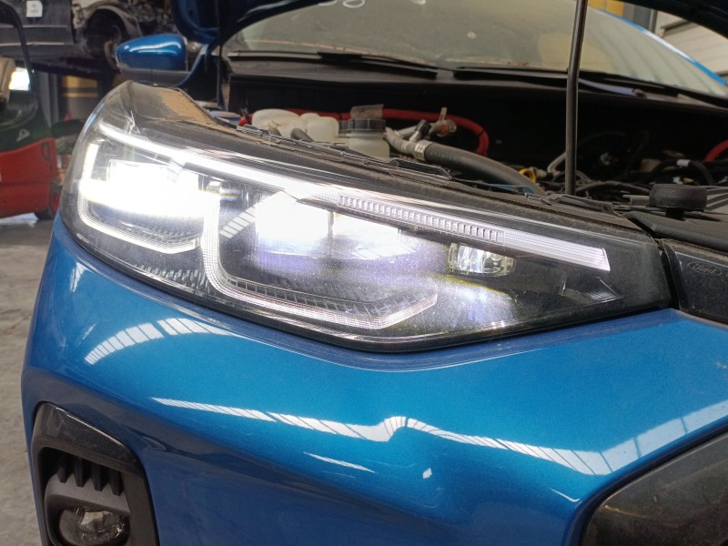 Recambio de faro derecho xenon para ford kuga iii (dfk) 2.5 duratec plug-in-hybrid referencia OEM IAM   