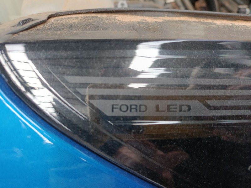 Recambio de faro derecho xenon para ford kuga iii (dfk) 2.5 duratec plug-in-hybrid referencia OEM IAM   