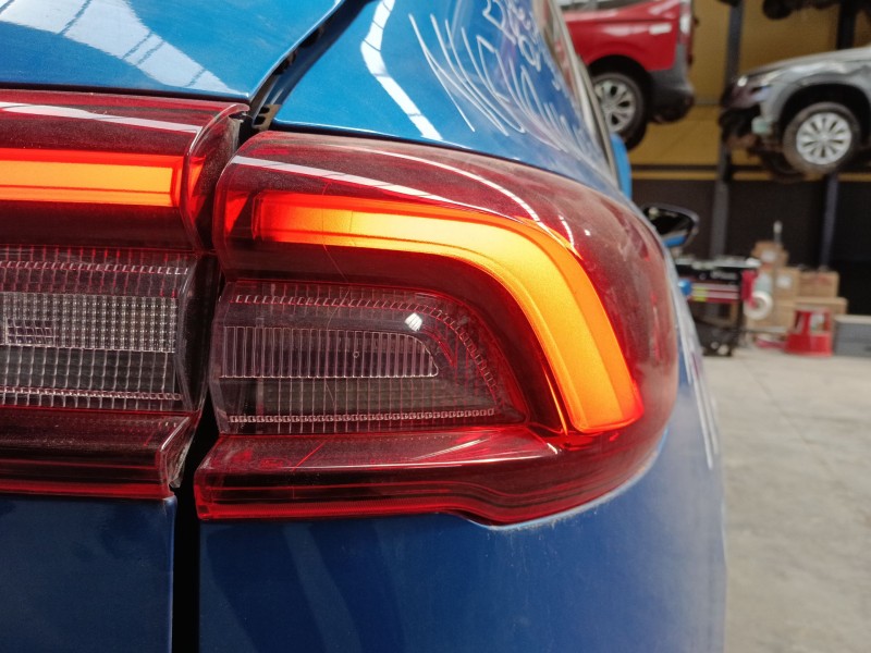 Recambio de piloto trasero derecho para ford kuga iii (dfk) 2.5 duratec plug-in-hybrid referencia OEM IAM   