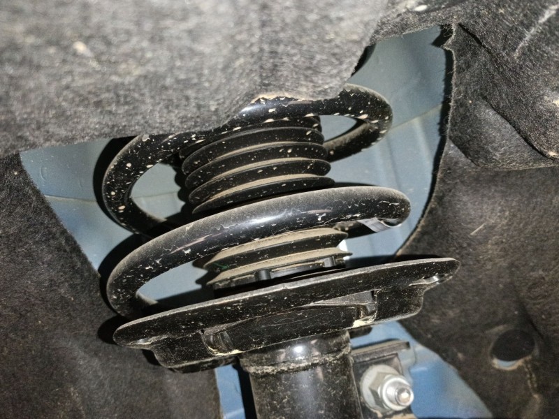 Recambio de amortiguador delantero derecho para ford kuga iii (dfk) 2.5 duratec plug-in-hybrid referencia OEM IAM   