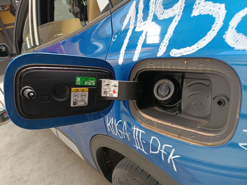 Recambio de tapa exterior combustible para ford kuga iii (dfk) 2.5 duratec plug-in-hybrid referencia OEM IAM   