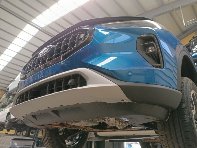 Recambio de paragolpes delantero para ford kuga iii (dfk) 2.5 duratec plug-in-hybrid referencia OEM IAM   