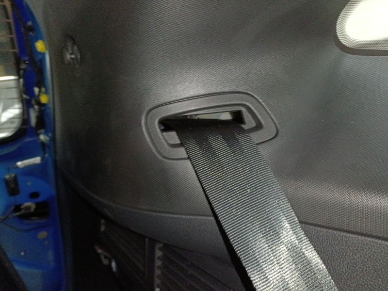 Recambio de cinturon seguridad trasero izquierdo para ford kuga iii (dfk) 2.5 duratec plug-in-hybrid referencia OEM IAM   