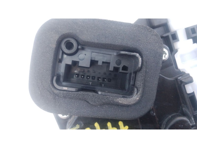 Recambio de cerradura puerta trasera izquierda para volkswagen t-roc (a11, d11) 1.5 tsi referencia OEM IAM   