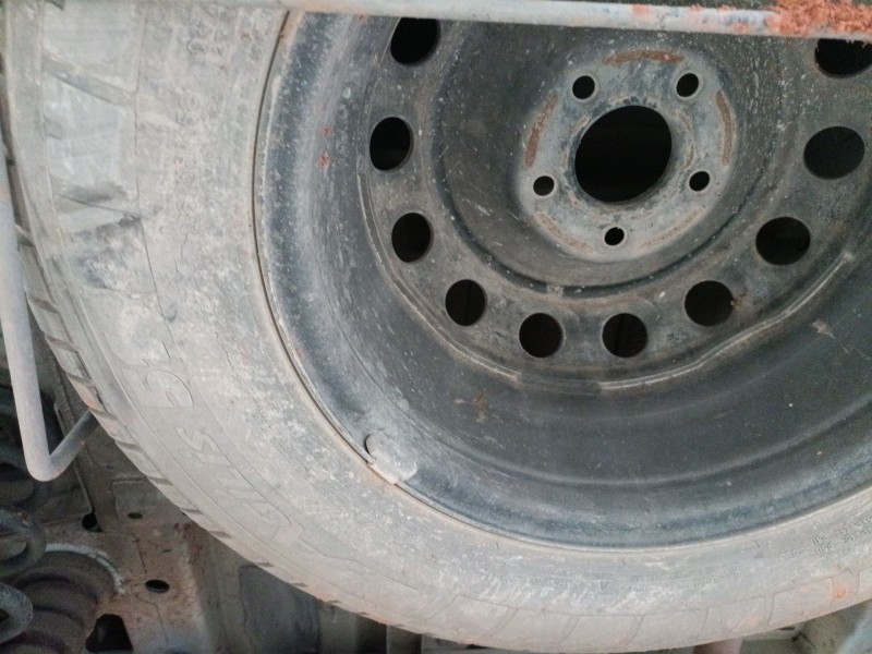 Recambio de neumatico repuesto para fiat scudo furgoneta (270_, 272_) 1.6 d multijet referencia OEM IAM 215/65/15  