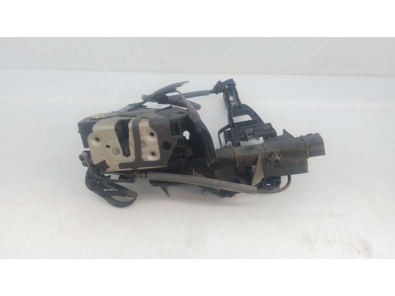 Recambio de cerradura puerta delantera derecha para ford focus iii turnier 1.5 tdci referencia OEM IAM   