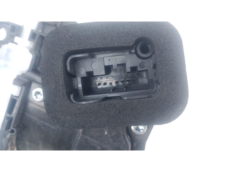 Recambio de cerradura puerta delantera derecha para skoda fabia iv (pj3) 1.0 tsi referencia OEM IAM   