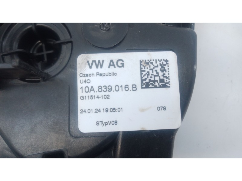 Recambio de cerradura puerta trasera derecha para skoda fabia iv (pj3) 1.0 tsi referencia OEM IAM   