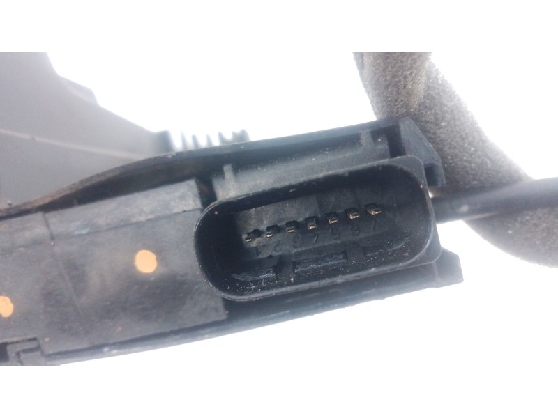 Recambio de cerradura puerta delantera derecha para peugeot 308 ii (lb_, lp_, lw_, lh_, l3_) 1.6 hdi referencia OEM IAM   