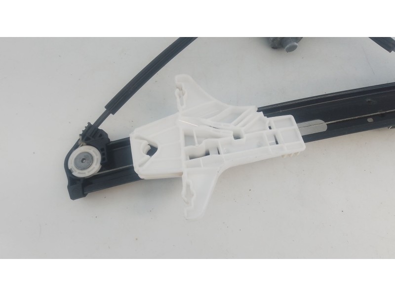 Recambio de elevalunas trasero derecho para volkswagen polo vi (aw1, bz1, ae1) 1.0 tsi referencia OEM IAM   