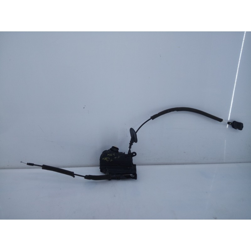 Recambio de cerradura puerta trasera derecha para renault clio iv dynamique referencia OEM IAM 825002104R  