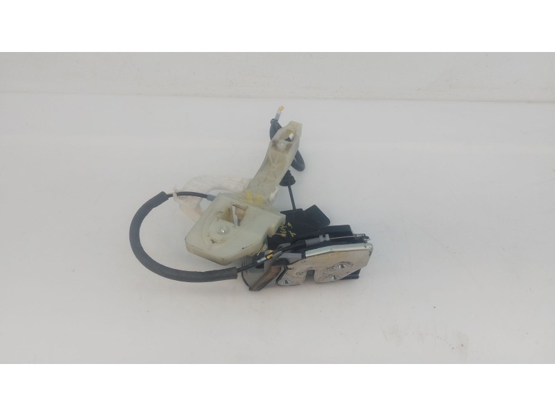 Recambio de cerradura puerta trasera derecha para kia carens ( ) drive referencia OEM IAM   