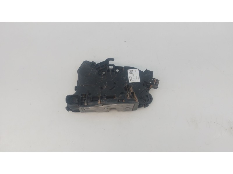 Recambio de cerradura puerta delantera derecha para volkswagen polo vi (aw1, bz1, ae1) 1.0 tsi referencia OEM IAM   