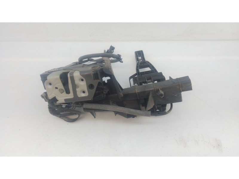 Recambio de cerradura puerta delantera derecha para ford focus iii turnier 1.6 tdci referencia OEM IAM   