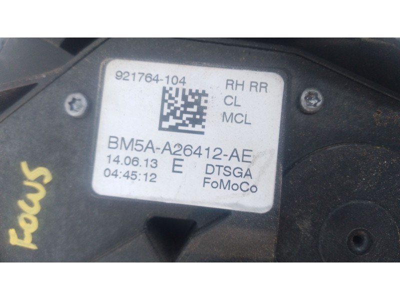 Recambio de cerradura puerta trasera derecha para ford focus iii turnier 1.6 tdci referencia OEM IAM   