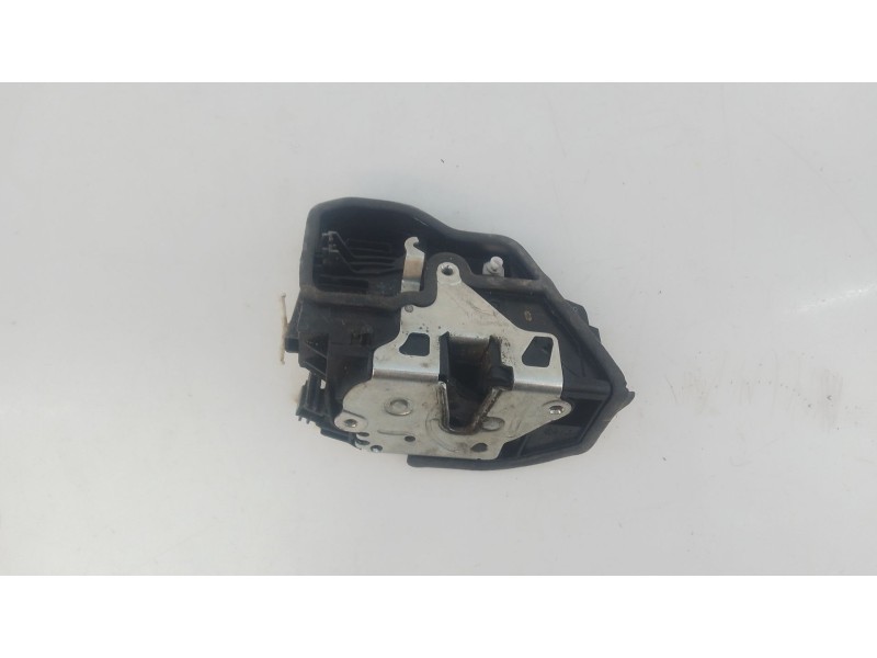 Recambio de cerradura puerta trasera derecha para bmw 1 (f20) 118 d referencia OEM IAM   