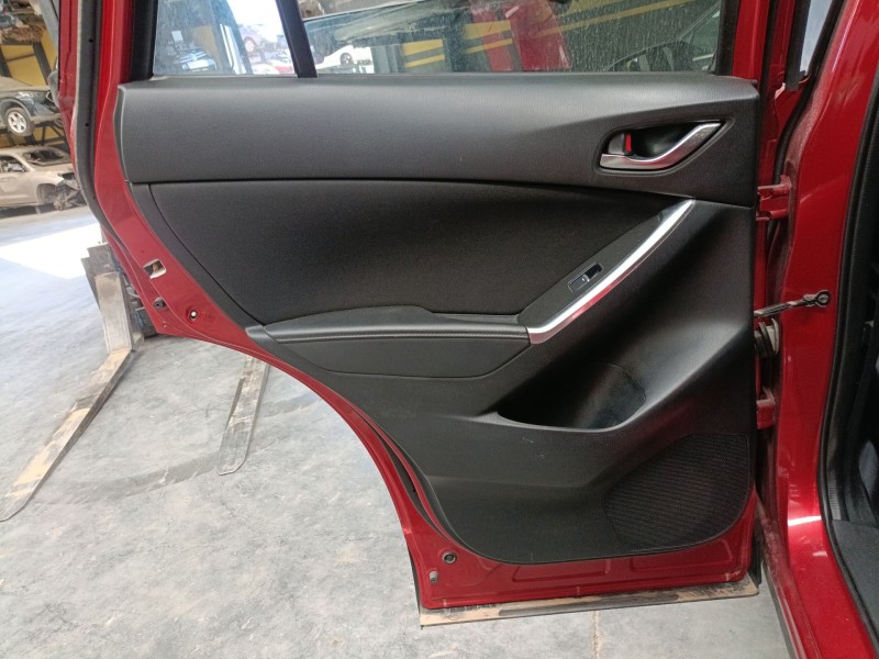 Recambio de guarnecido puerta trasera izquierda para mazda cx-5 van (ke_) skyactiv-d (kef9) referencia OEM IAM   