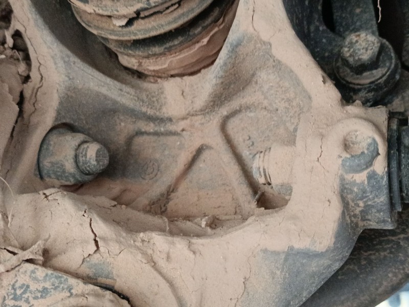 Recambio de mangueta trasera derecha para land rover range rover evoque (l538) 2.2 d 4x4 referencia OEM IAM   