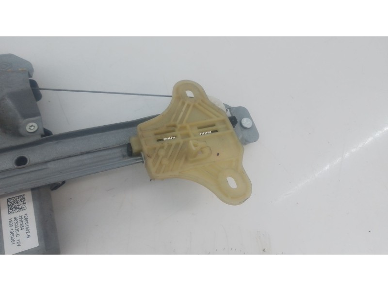 Recambio de elevalunas delantero izquierdo para renault clio iv (bh_) 1.5 dci 90 referencia OEM IAM   