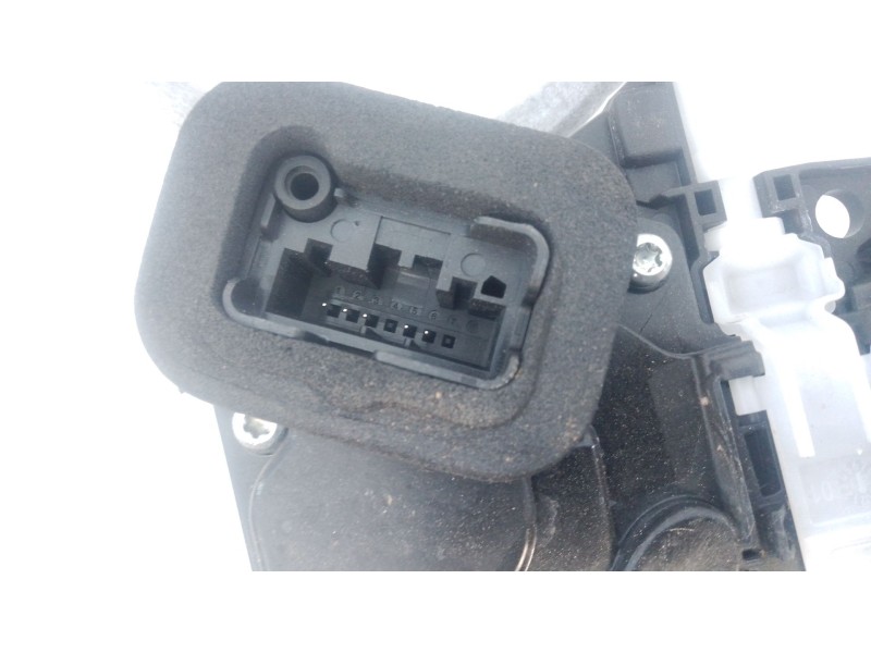 Recambio de cerradura puerta delantera izquierda para volkswagen t-roc (a11, d11) 1.5 tsi referencia OEM IAM   