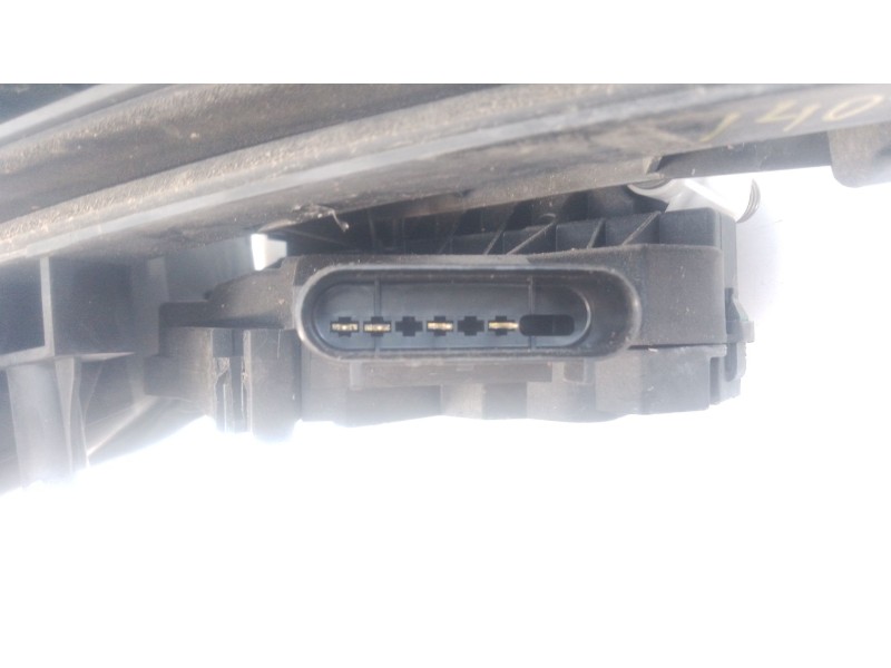 Recambio de cerradura puerta trasera izquierda para ford focus iii turnier 1.5 tdci referencia OEM IAM   