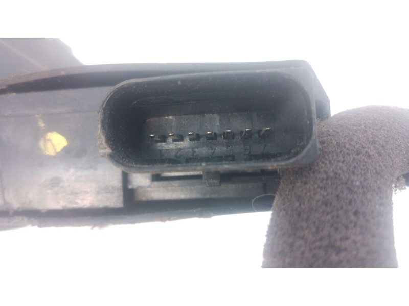 Recambio de cerradura puerta trasera derecha para peugeot 308 ii (lb_, lp_, lw_, lh_, l3_) 1.6 hdi referencia OEM IAM   