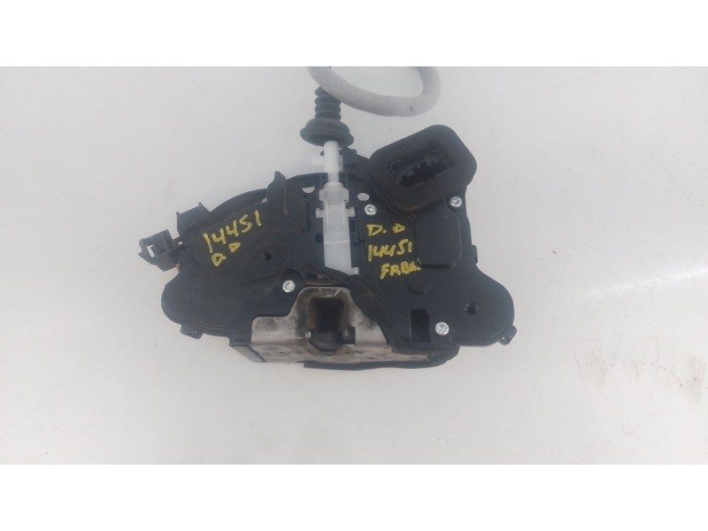 Recambio de cerradura puerta delantera derecha para skoda fabia iv (pj3) 1.0 tsi referencia OEM IAM   