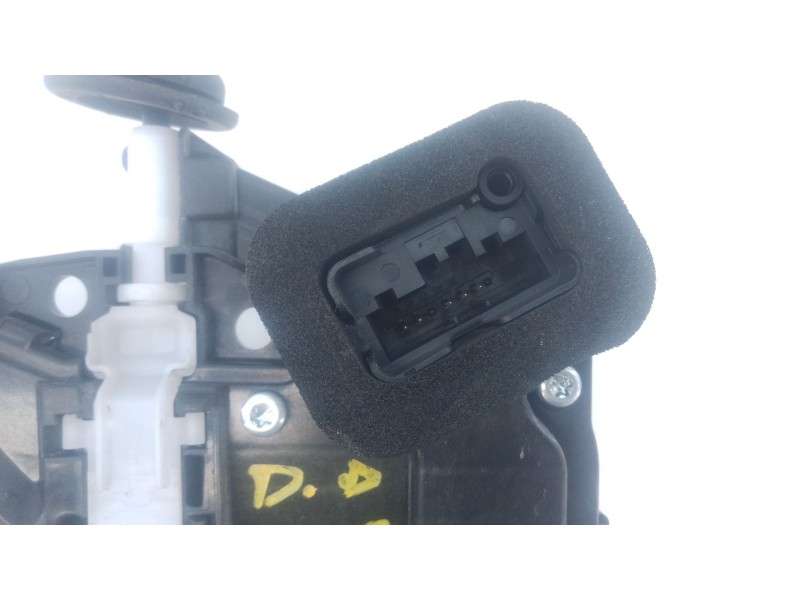 Recambio de cerradura puerta delantera derecha para skoda fabia iv (pj3) 1.0 tsi referencia OEM IAM   