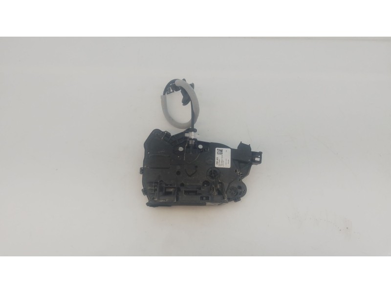 Recambio de cerradura puerta trasera derecha para volkswagen polo vi (aw1, bz1, ae1) 1.0 tsi referencia OEM IAM   