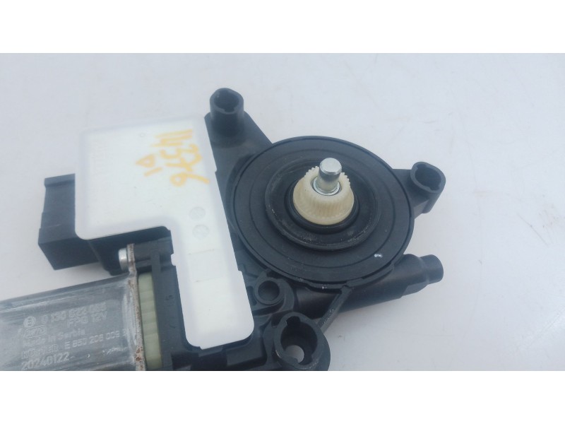 Recambio de motor elevalunas delantero izquierdo para volkswagen polo vi (aw1, bz1, ae1) 1.0 tsi referencia OEM IAM   