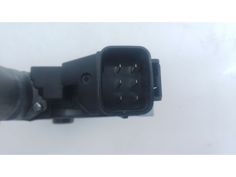 Recambio de motor elevalunas trasero derecho para kia carens ( ) drive referencia OEM IAM   