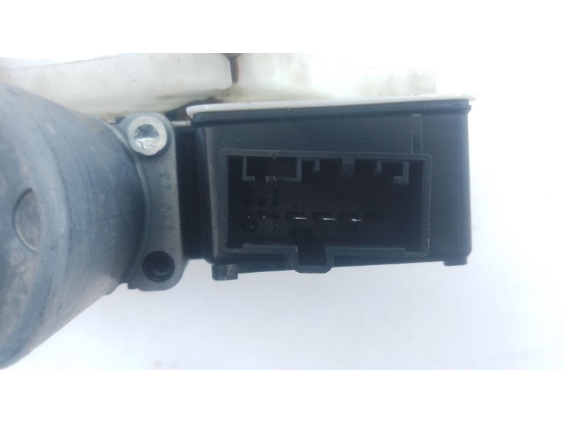 Recambio de elevalunas trasero derecho para volkswagen polo vi (aw1, bz1, ae1) 1.0 tsi referencia OEM IAM   