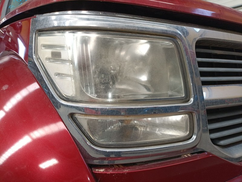 Recambio de faro derecho para dodge nitro 2.8 crd 4wd referencia OEM IAM   