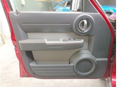 GUARNECIDO PUERTA DELANTERA IZQUIERDA 