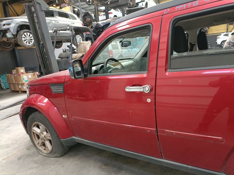 Recambio de puerta delantera izquierda para dodge nitro 2.8 crd 4wd referencia OEM IAM   