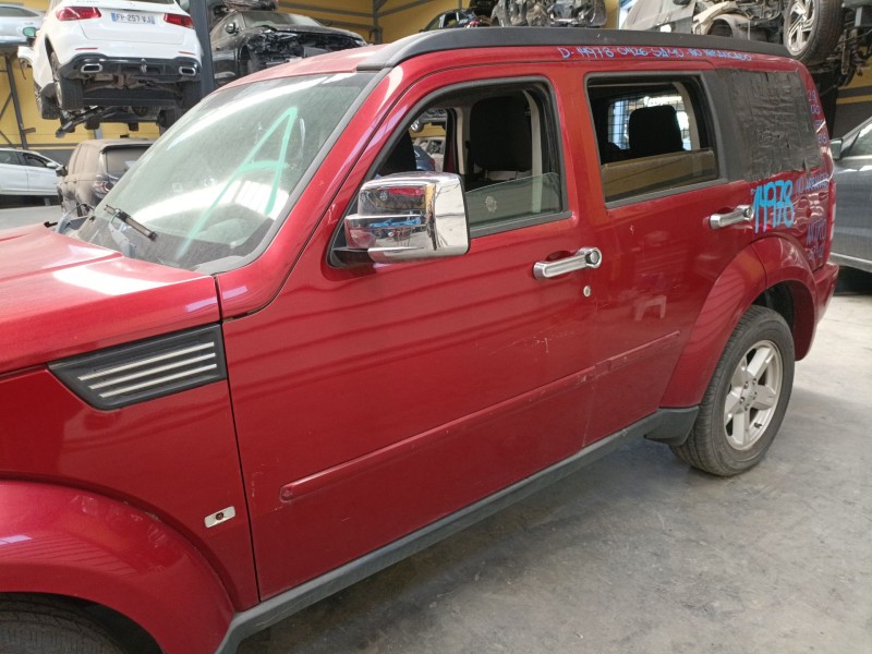 Recambio de puerta delantera izquierda para dodge nitro 2.8 crd 4wd referencia OEM IAM   