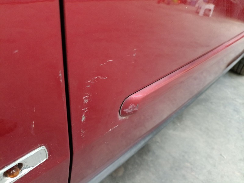 Recambio de puerta delantera izquierda para dodge nitro 2.8 crd 4wd referencia OEM IAM   