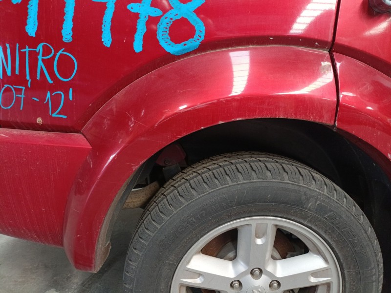 Recambio de aletin trasero derecho para dodge nitro 2.8 crd 4wd referencia OEM IAM   