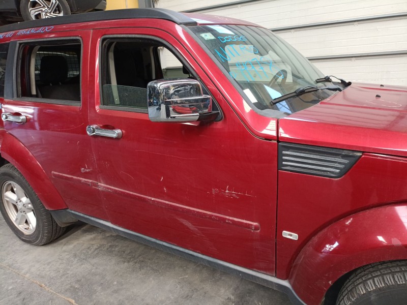Recambio de puerta delantera derecha para dodge nitro 2.8 crd 4wd referencia OEM IAM   