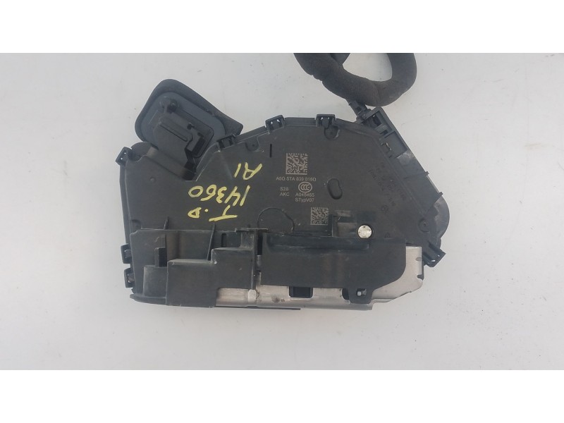 Recambio de cerradura puerta trasera derecha para audi a1 sportback (gba) 30 tfsi referencia OEM IAM   