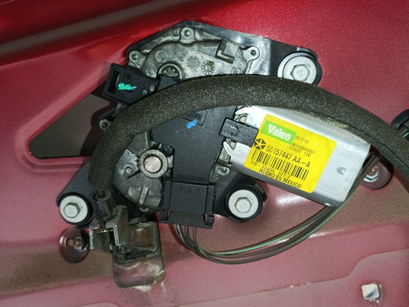 Recambio de motor limpia trasero para dodge nitro 2.8 crd 4wd referencia OEM IAM   