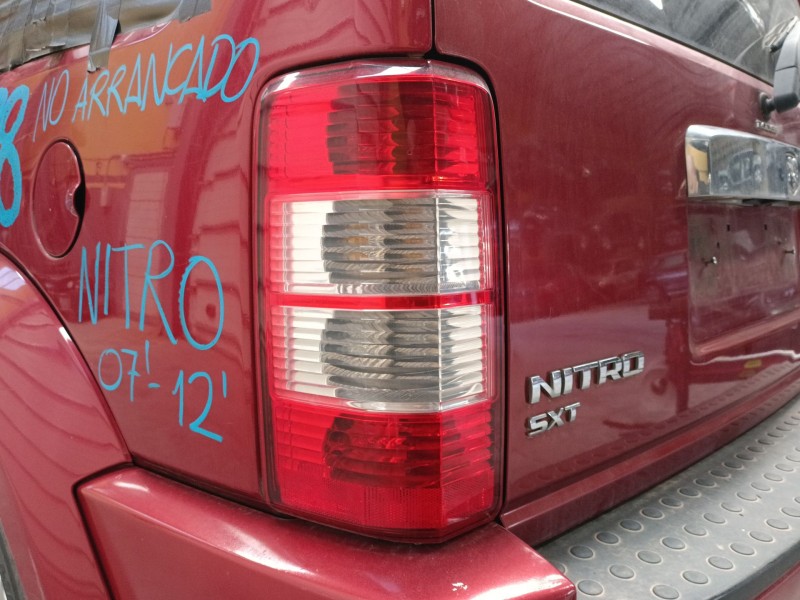 Recambio de piloto trasero izquierdo para dodge nitro 2.8 crd 4wd referencia OEM IAM   