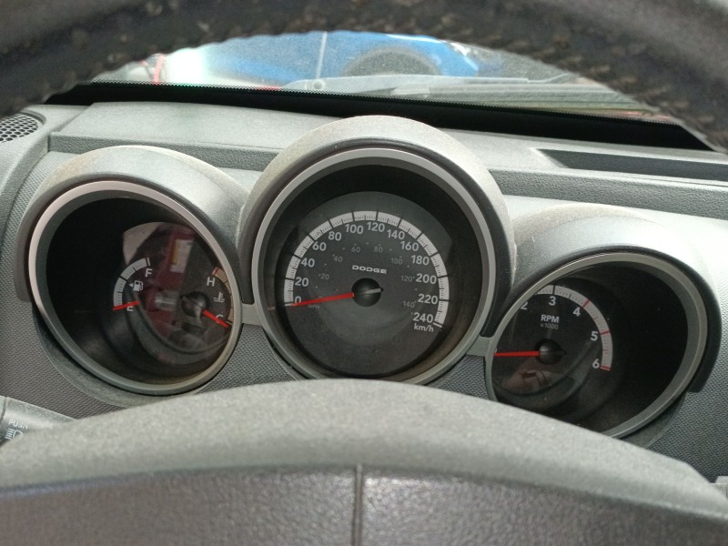Recambio de cuadro instrumentos para dodge nitro 2.8 crd 4wd referencia OEM IAM   