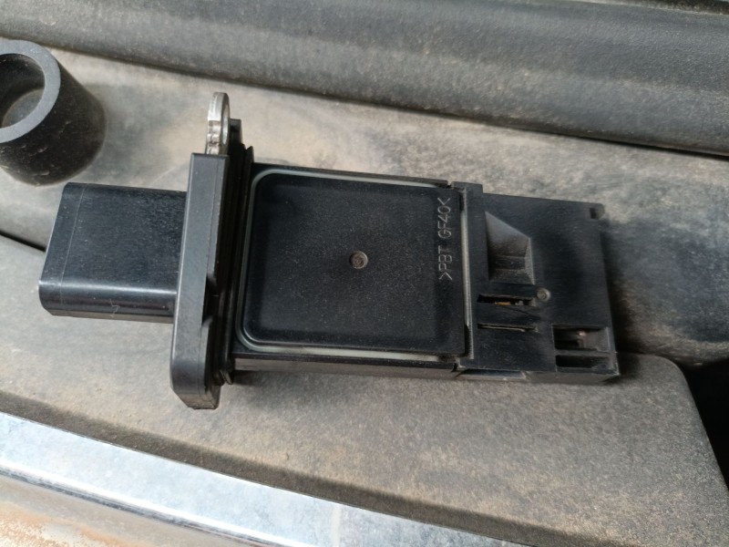 Recambio de caudalimetro para dodge nitro 2.8 crd 4wd referencia OEM IAM   